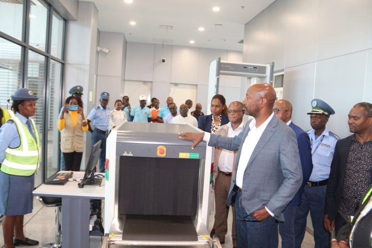 AEROPORTO FILIPE NYUSI EM CHONGUENE