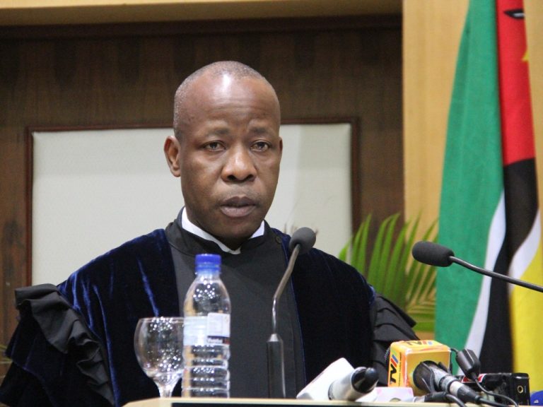 Presidente do Tribunal Supremo, Adelino Muchanga, no acto da instalação do primeiro Tribunal Marítimo em Moçambique