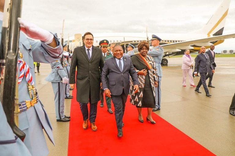 filipe-nyusi-presidente-da-republica-de-visita-a-republica-checa