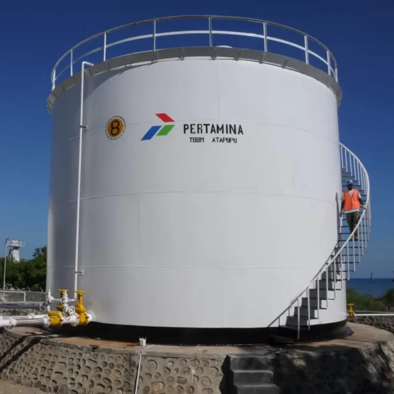 Pembangunan_Tanki_di_12_Lokasi_Terminal_BBM_Rampung__Pertamina_Perkuat_Infrastruktur_Energi_di_Indonesia_Timur-1