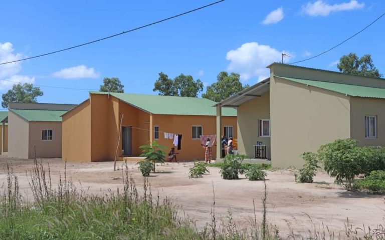casas das vitimas de Hulene
