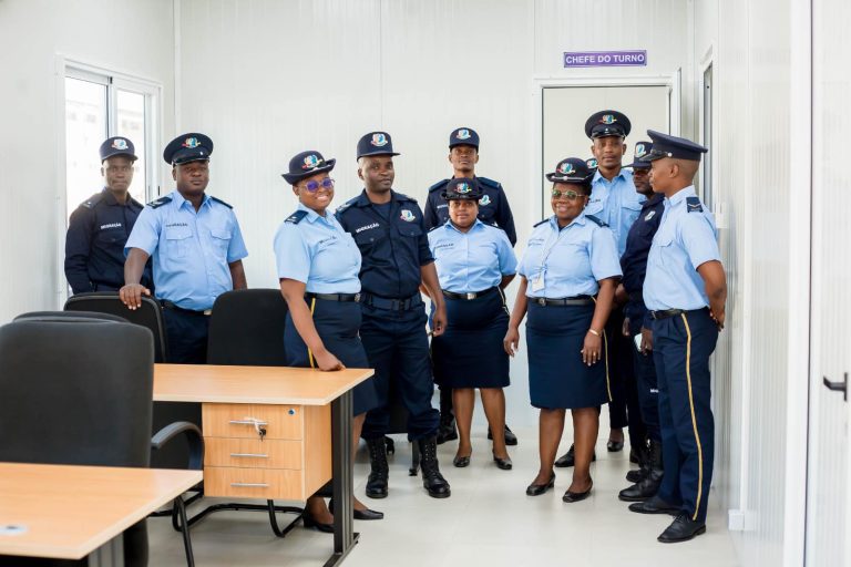 Porto de Maputo- Servicos de Migracao