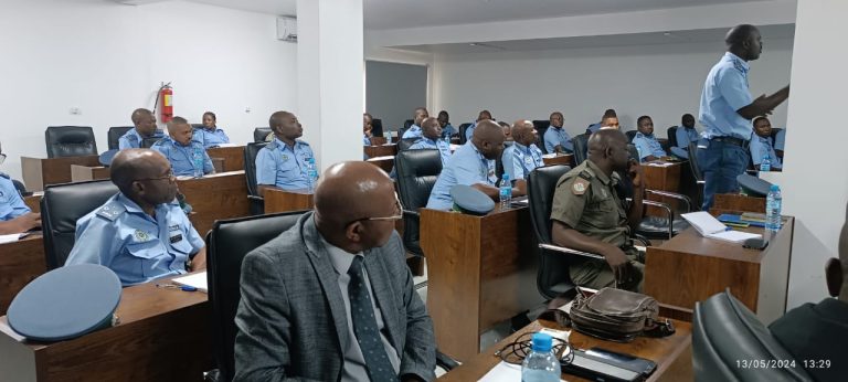 Capacitacao de agentes da PRM em materias de direitos humanos