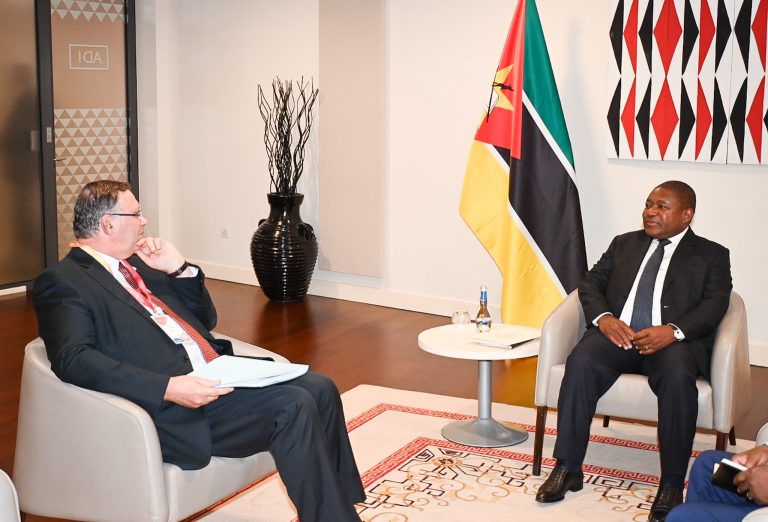 PR reun-se em Kigali com CDEO da Total Energies (1)