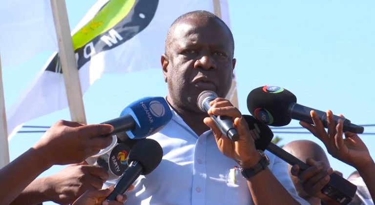 Simango na campanha
