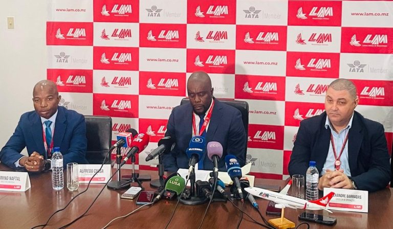 Alfredo Cossa, porta-voz das Linhas Aéreas de Moçambique