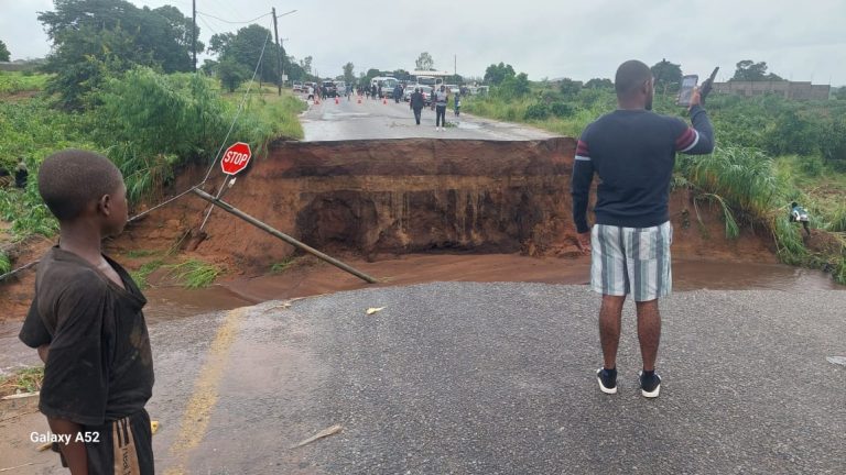 Corte na EN1, em Anchilo