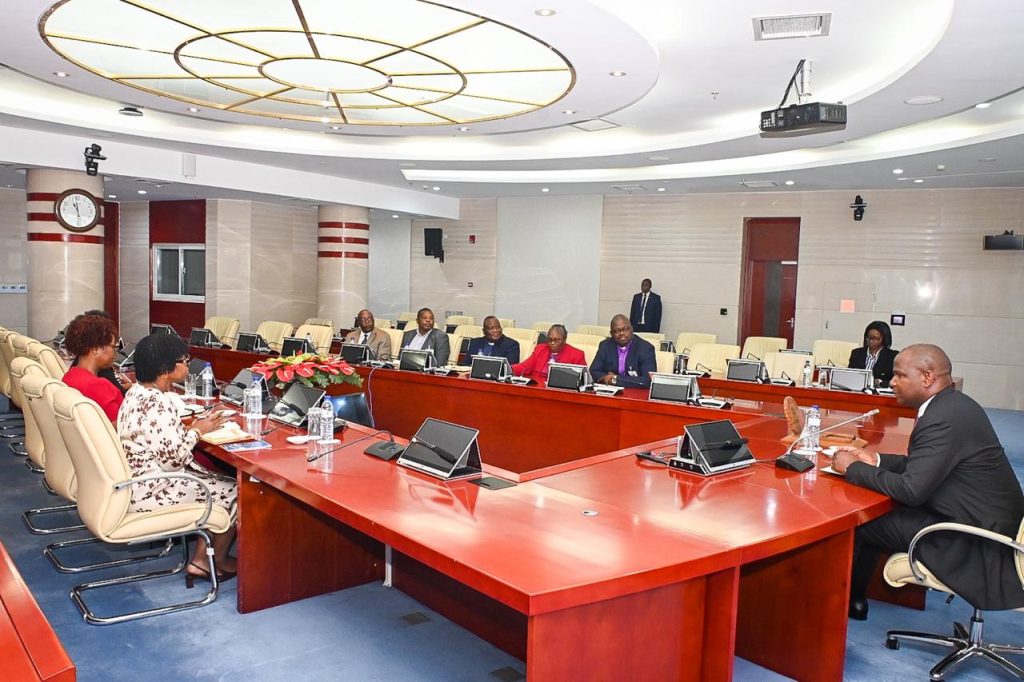 PR recebe Conselho Cristão de Moçambique (8)