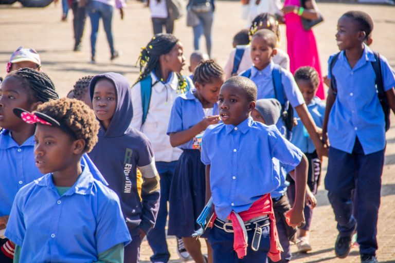 Alunos do ensino primário