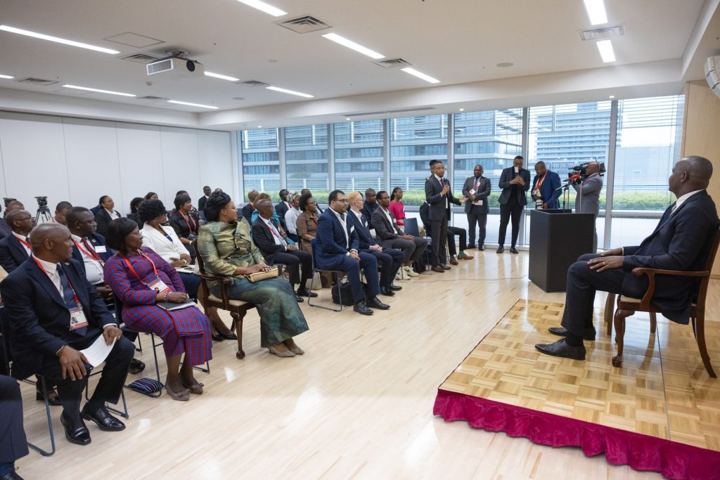 Presidente da República reúne-se com a comunidade moçambicana residente no Japão