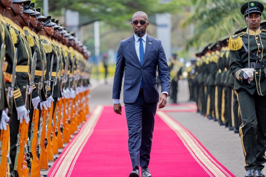 Cristovao Chume em Ruanda