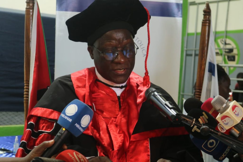 Padre Filipe Sungu - Reitor da UCM