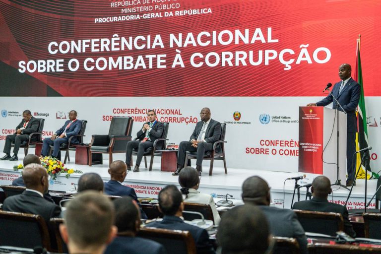 Presidente-da-Republica-dirige-Sessao-de-Abertura-da-Conferência-Nacional-sobre-Prevenção-e-Combate-à-Corrupcao-1