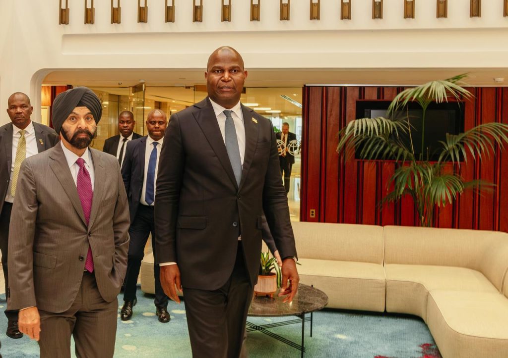 Presidente da República reúne-se, em Washington, com o presidente do Banco Mundial (4)