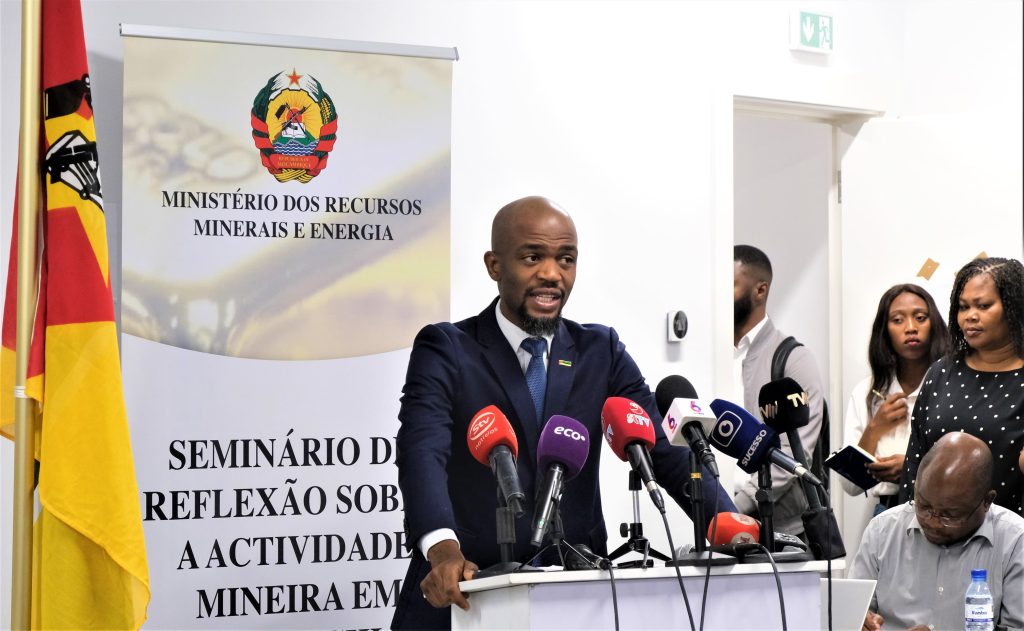 Seminário de Reflexão sobre a Actividade Mineira em Lupilichi