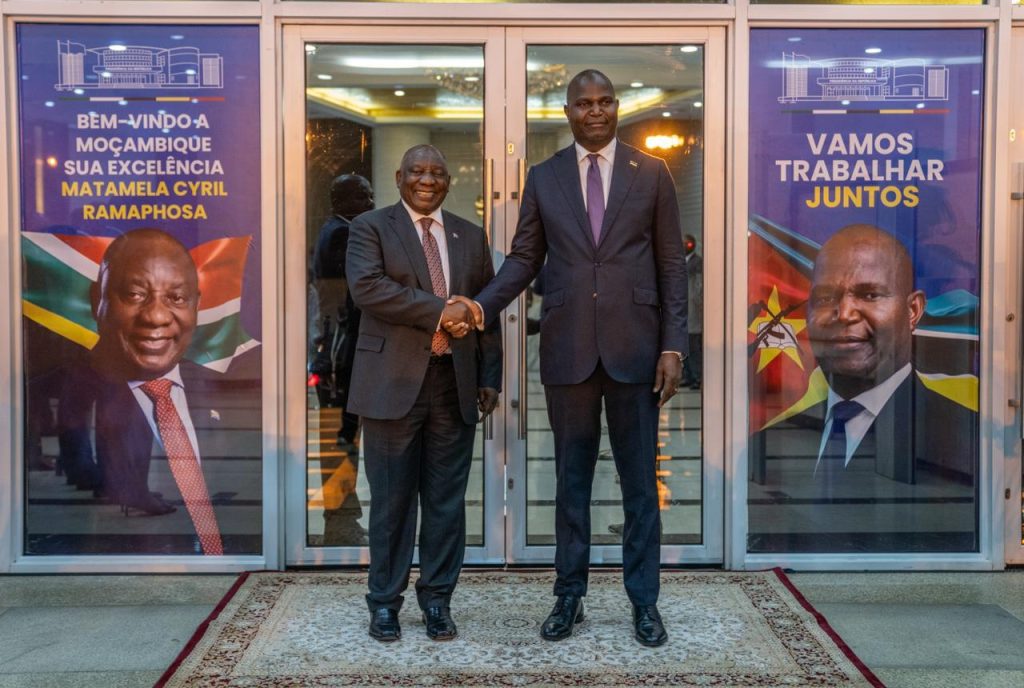 Presidente da República recebe o homólogo sul-africano no Gabinete da Presidência1(1)