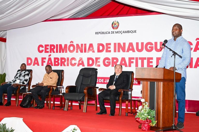 Presidente da República inaugura Fábrica de Processamento de Grafite de Nipepe, na província de Niassa2