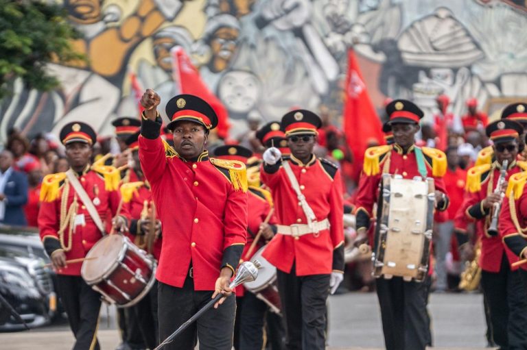 Presidente da República dirige, na cidade de Maputo, a cerimónia central de celebrações do 3 de Fevereiro, o Dia dos Heróis Moçambicanos2