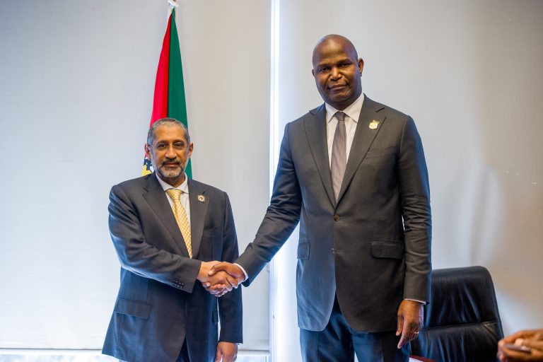 Presidente da República mantém encontro, em Adis Abeba, com o Presidente do Banco Árabe para o Desenvolvimento em África (BADEA)1