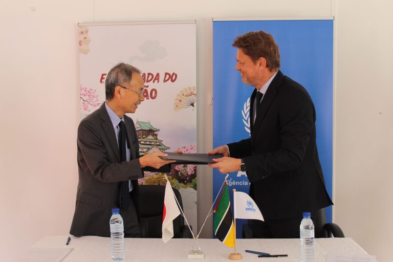 Assinatura de acordo entre Japao e  UNHCR