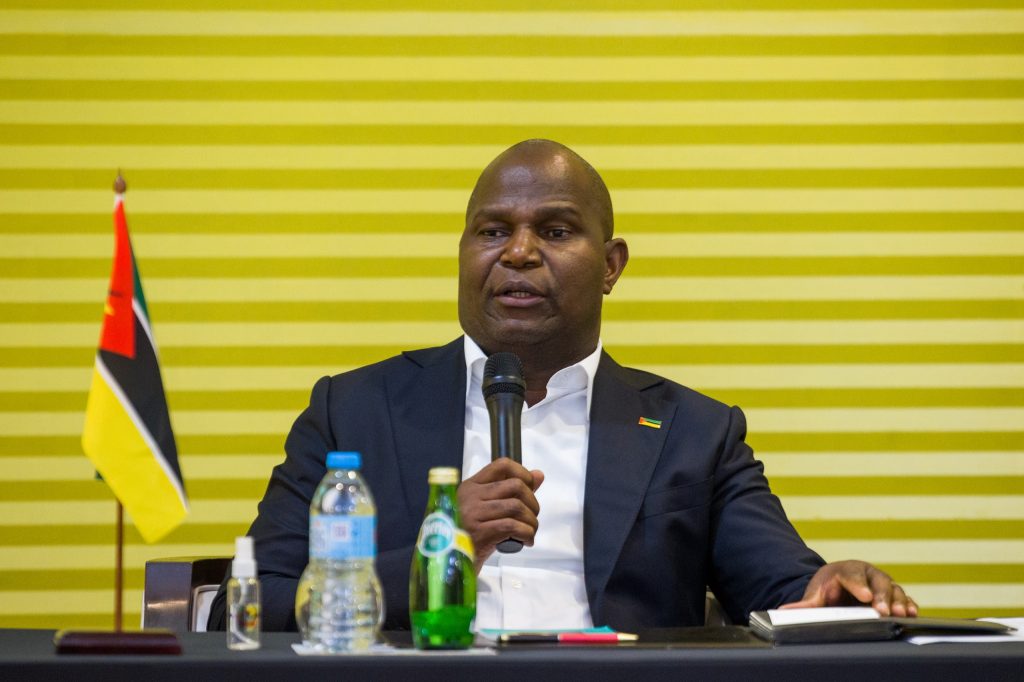 Presidente da República reúne-se, em Malabo, com a comunidade moçambicana residente na Guiné Equatorial4