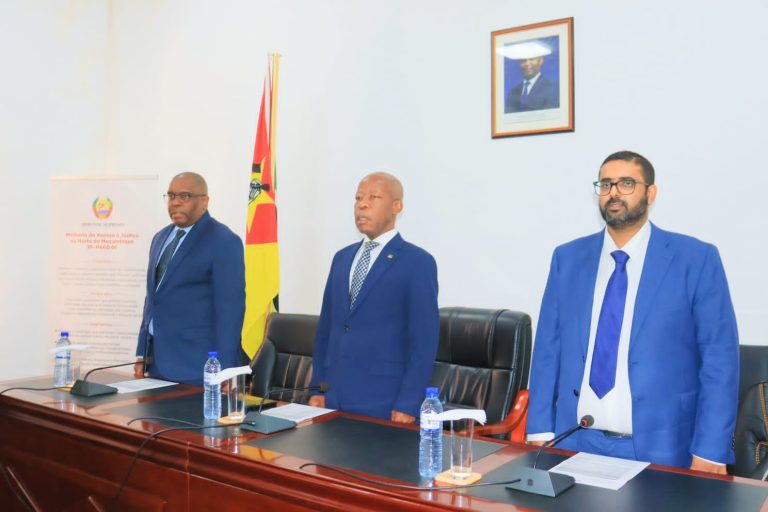 Presidente do Tribunal Supremo, Adelino Muchanga