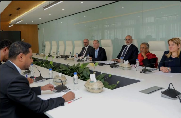 italia reuniao