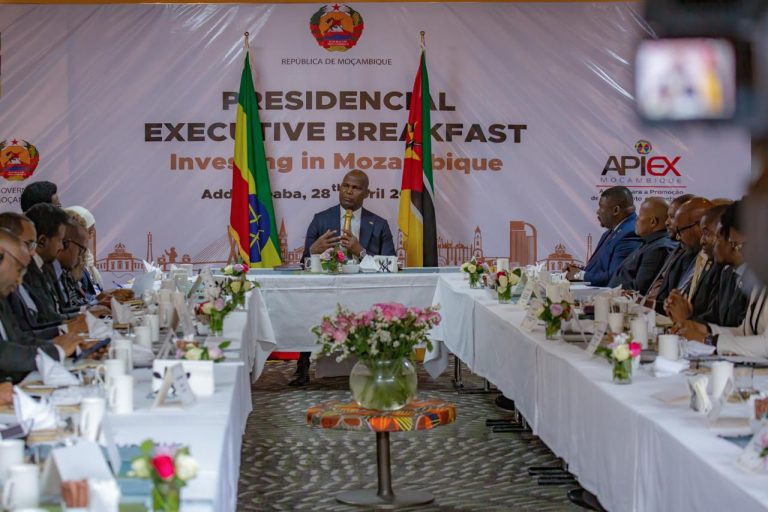 Presidente da República participa de pequeno-almoço com epresários etíopes, em Adis Abeba1
