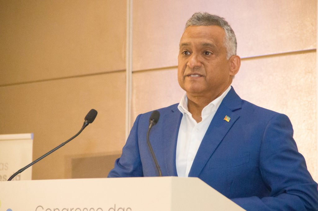 Ministro da Planificação e Desenvolvimento, Salim Valá