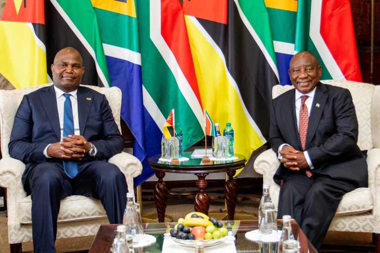 Presidente da República é recebido pelo homólogo Cyril Ramaphosa em Pretoria, no quadro da Visita de Trabalho à África do Sul1