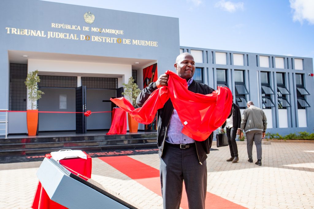 Presidente da República inaugura edifício para o funcionamento do Tribunal Judicial do Distrito de Muembe, na província de Niassa1