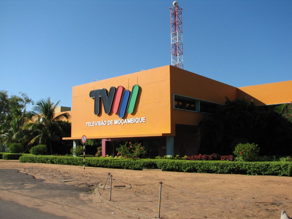TVM_Maputo_(2423405782)